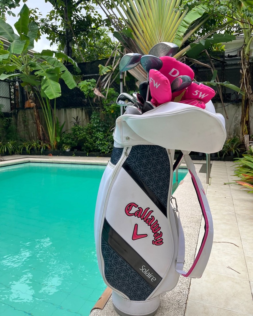 A Callaway Solaire women's set photographed in daylight.